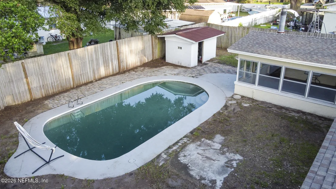 Photo of 2233 LA VALLE Drive