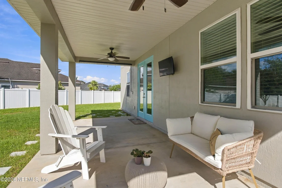 Photo of 219 DEERFIELD GLEN Drive
