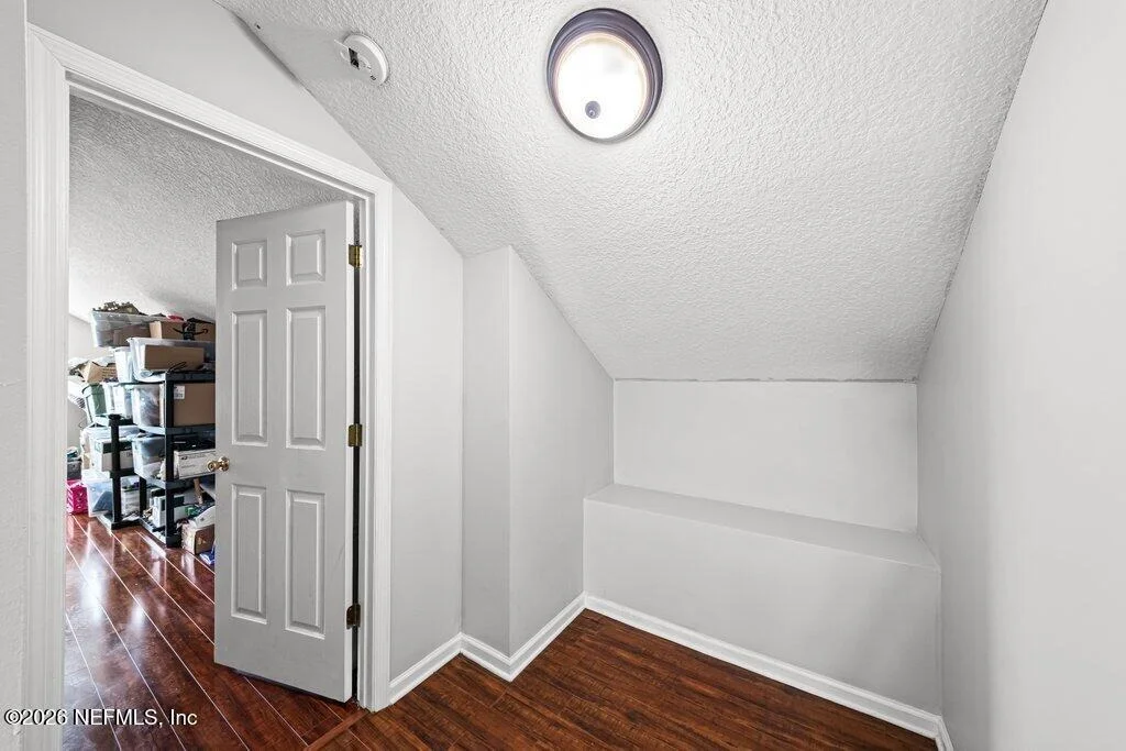 Photo of 517 MILLHOUSE Lane