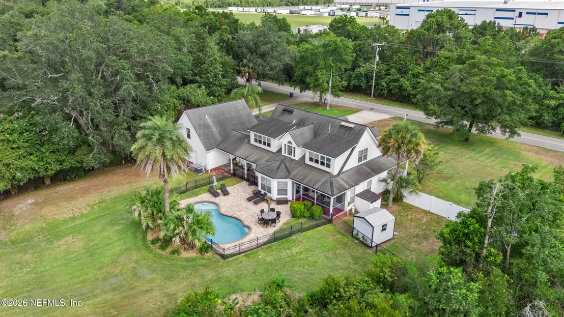Photo of 1045 CEDAR BAY Road