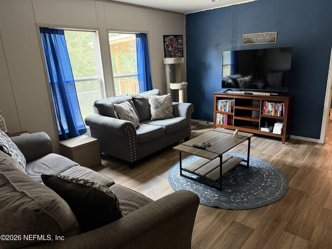 Photo of 5900 SEQUOIA Road