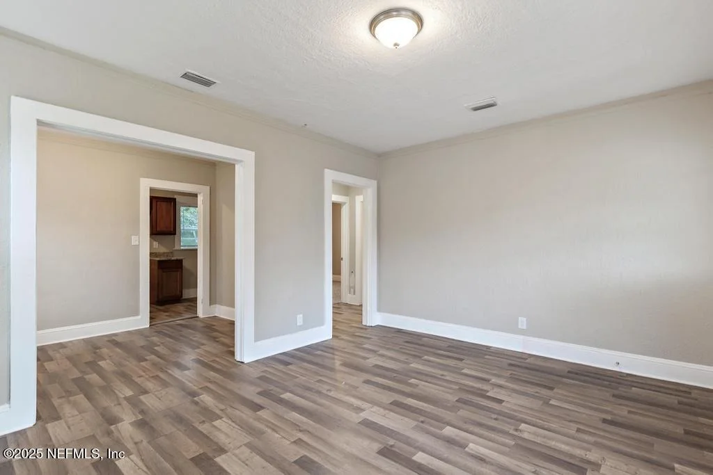 Photo of 410 DEMPER Drive