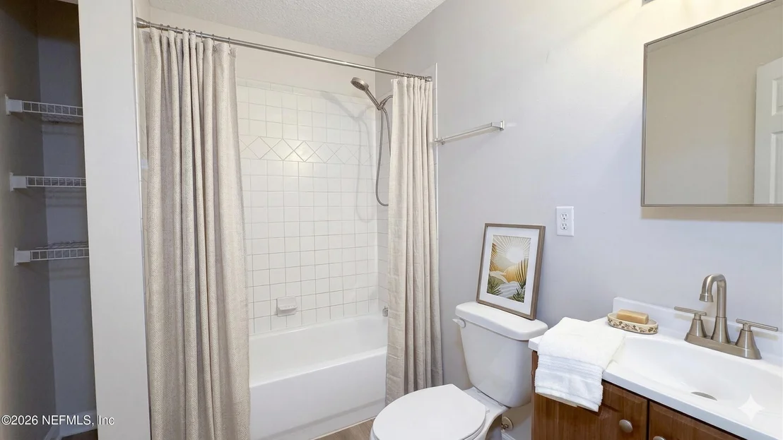 Photo of 8678 SIBBALD Road