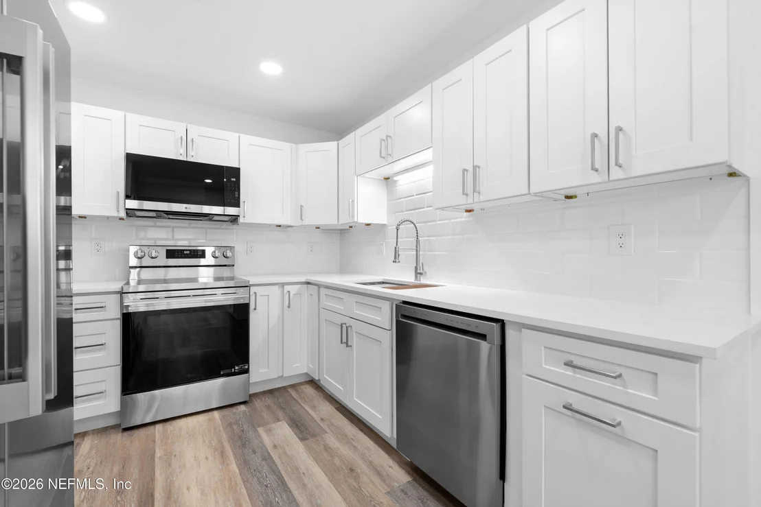 Photo of 7541 STRATO Road