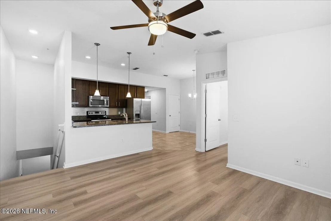Photo of 1112 GOLDEN LAKE Loop