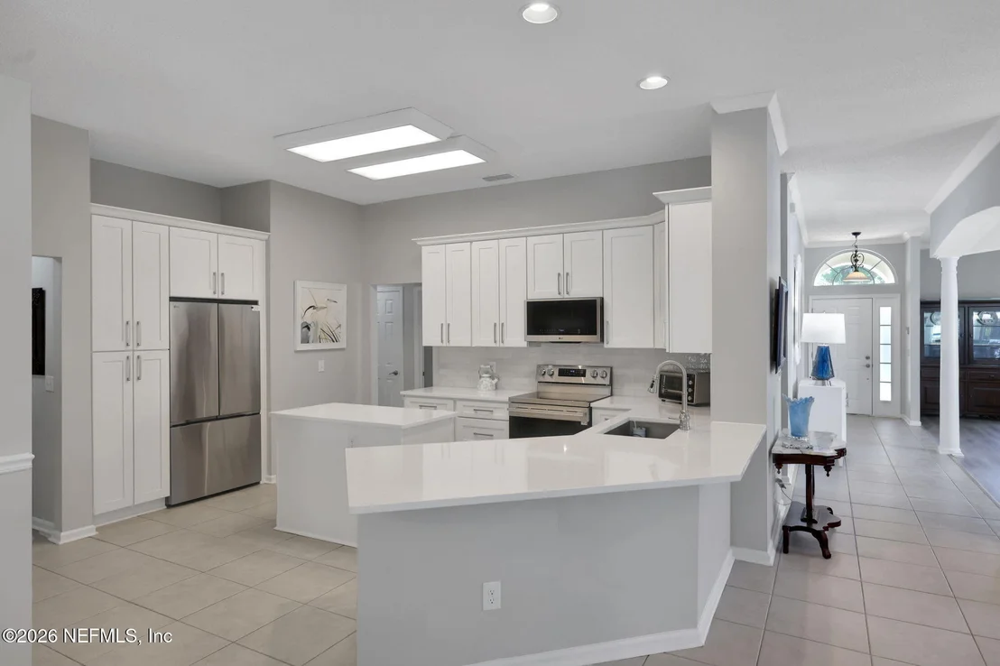 Photo of 1004 FLORA PARKE Drive