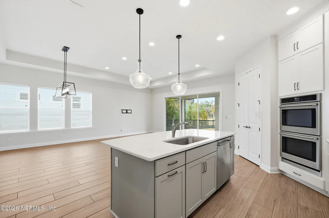 Photo of 307 PARKBLUFF Circle