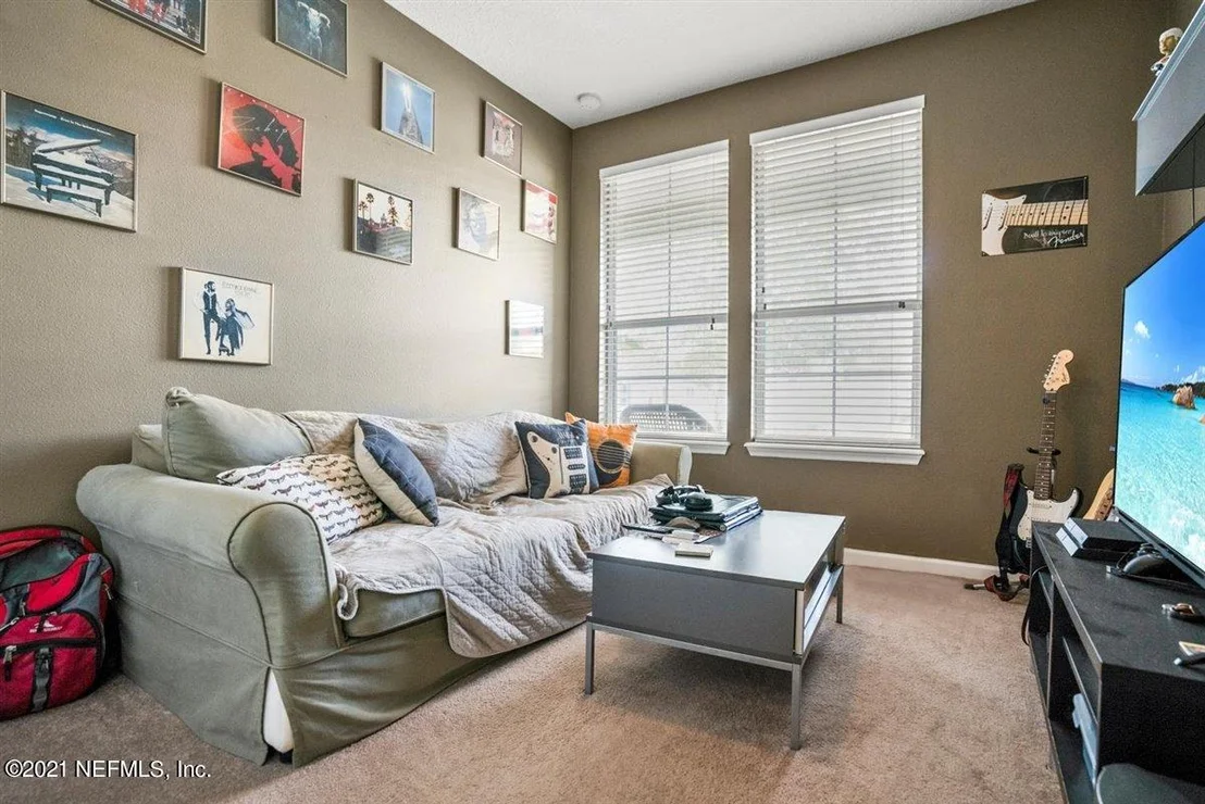 Photo of 105 BREEZY Point