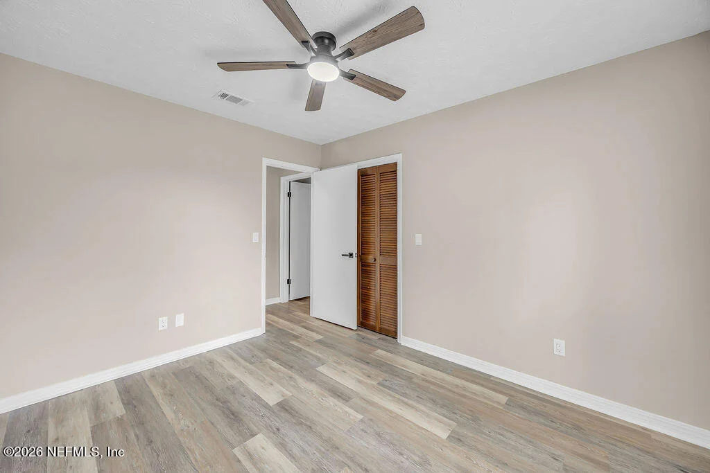 Photo of 2275 FOXWOOD Drive