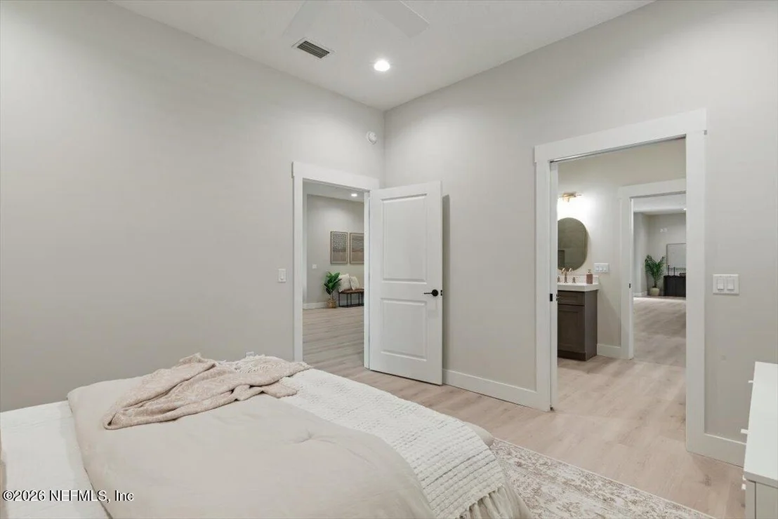 Photo of 3845 HARBOR Drive