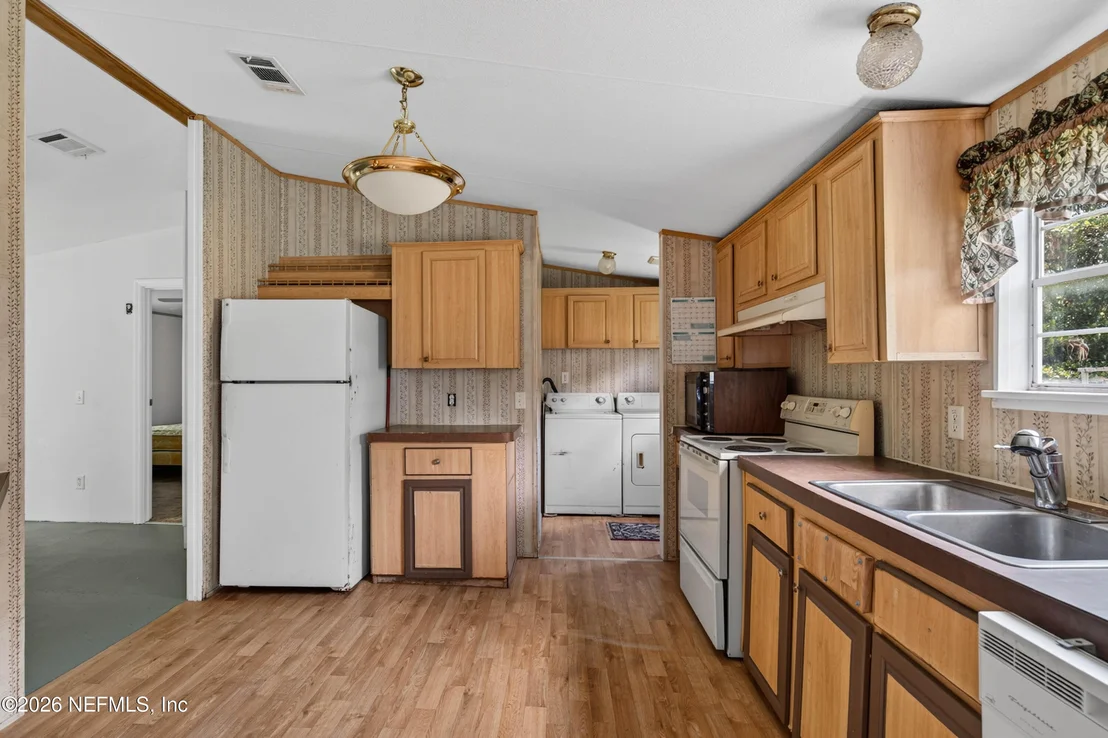 Photo of 266 ASH Street