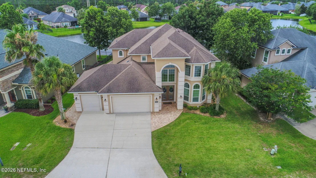 Photo of 137 ELLSWORTH Circle
