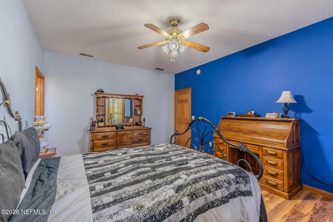 Photo of 1801 LAKE Road
