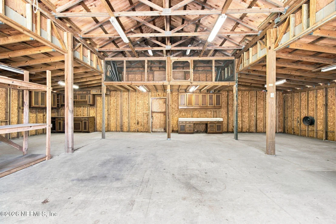 Photo of 1478 GATELY Road