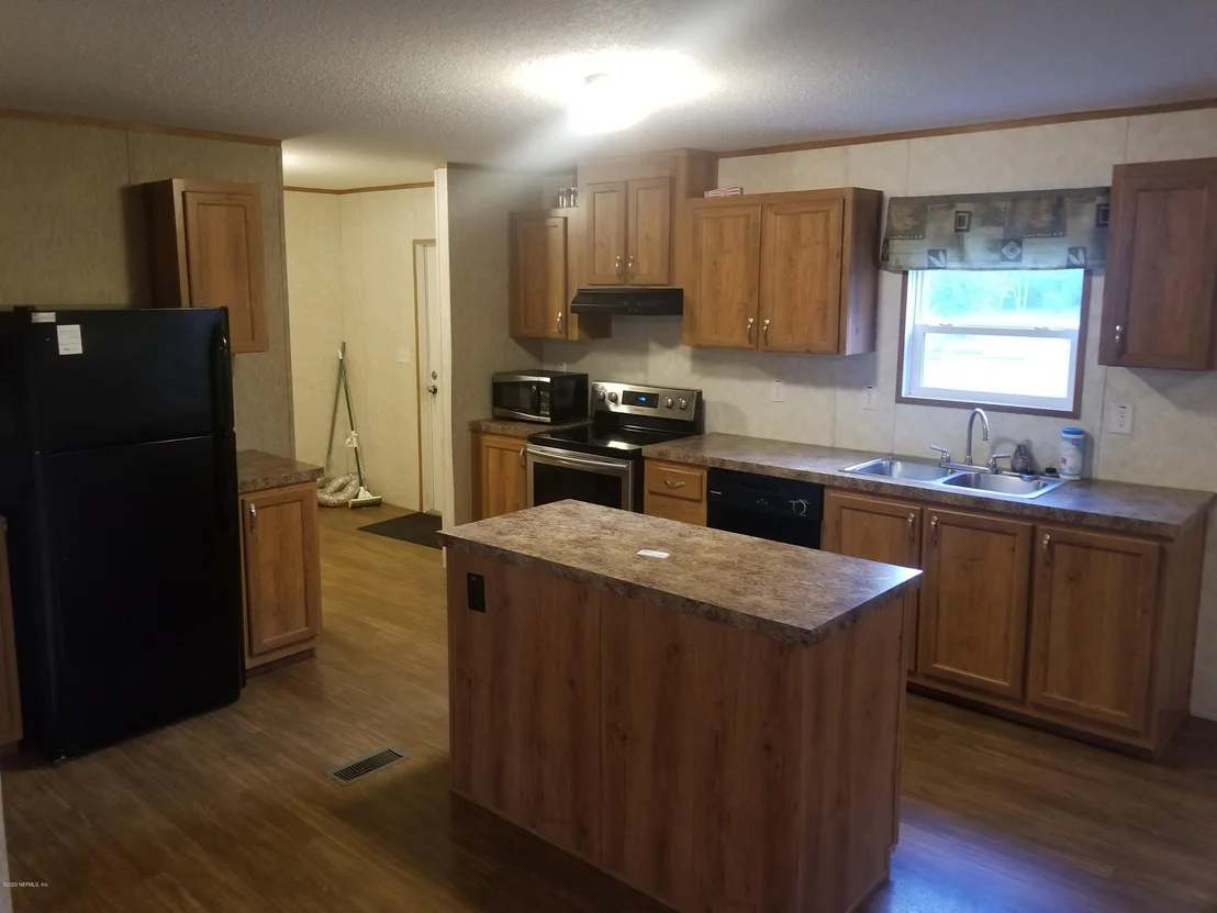 Photo of 2315 TYRONE Road