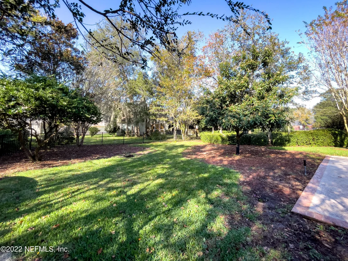Photo of 4079 EDGELAND Trail