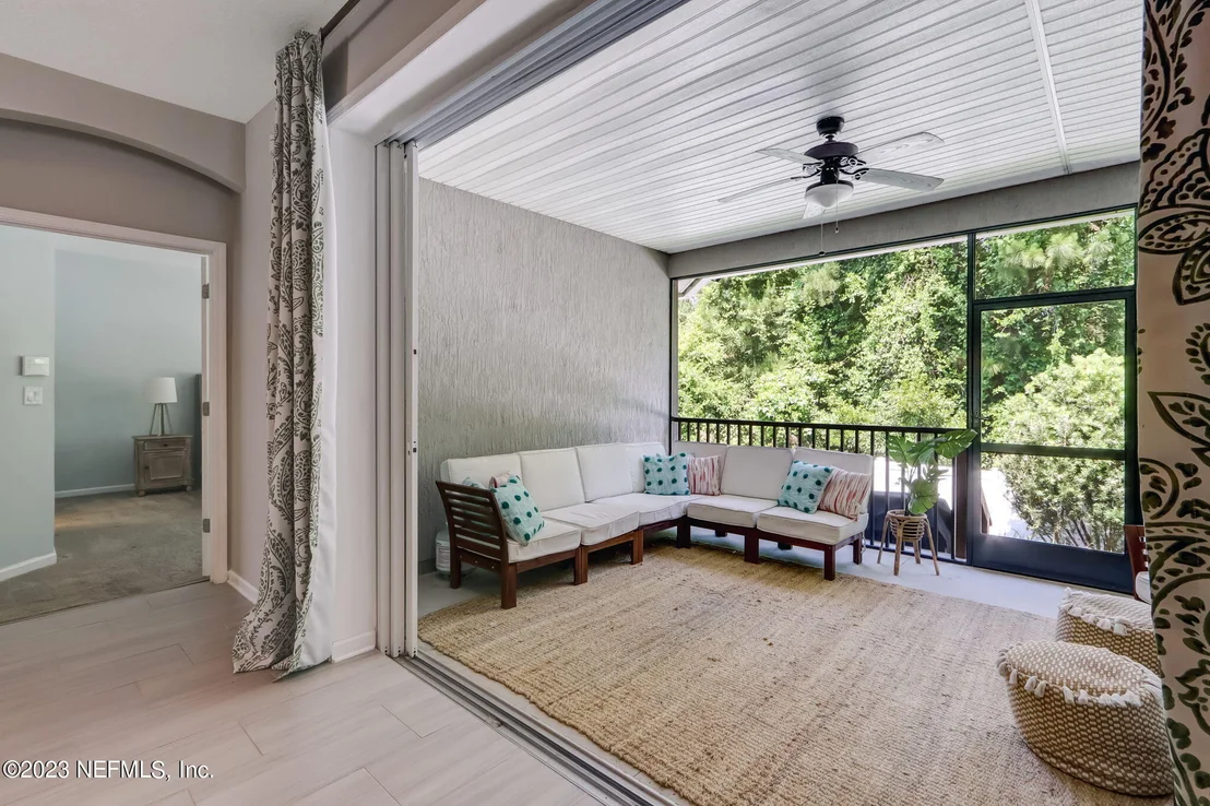 Photo of 85771 BLACK TERN Drive