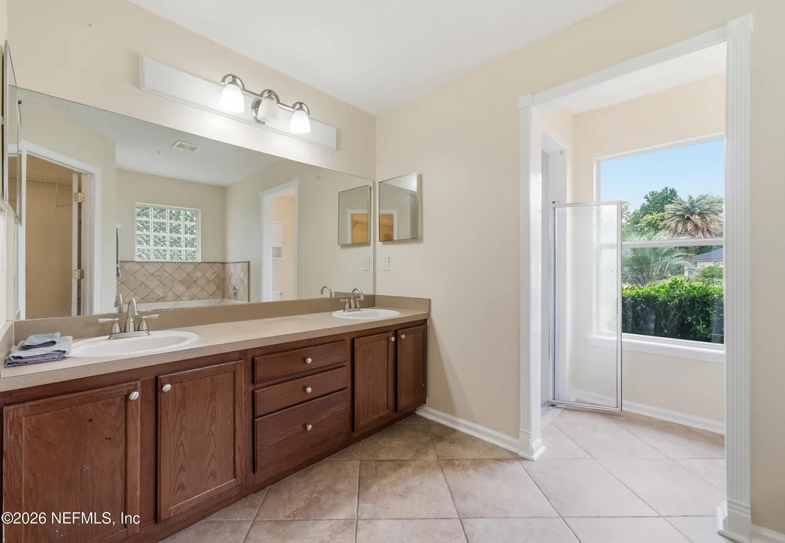 Photo of 4032 EDGELAND Trail