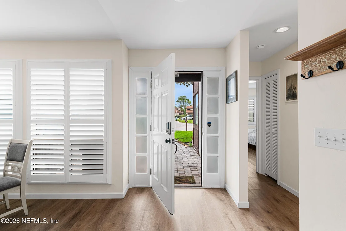 Photo of 7842 LINKSIDE Drive