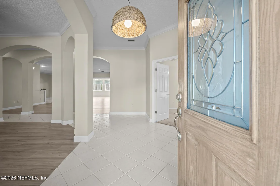 Photo of 1240 BEEKMAN Drive