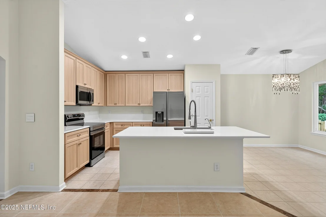 Photo of 1012 BECKINGHAM Drive