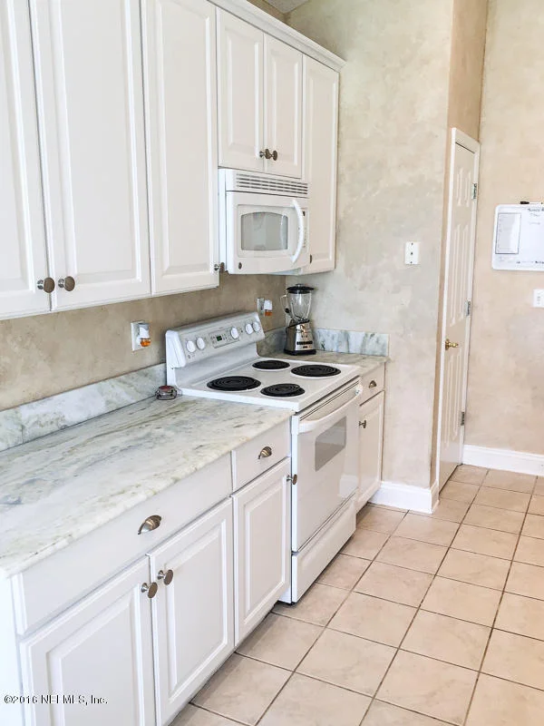 Photo of 792 BONAIRE Circle