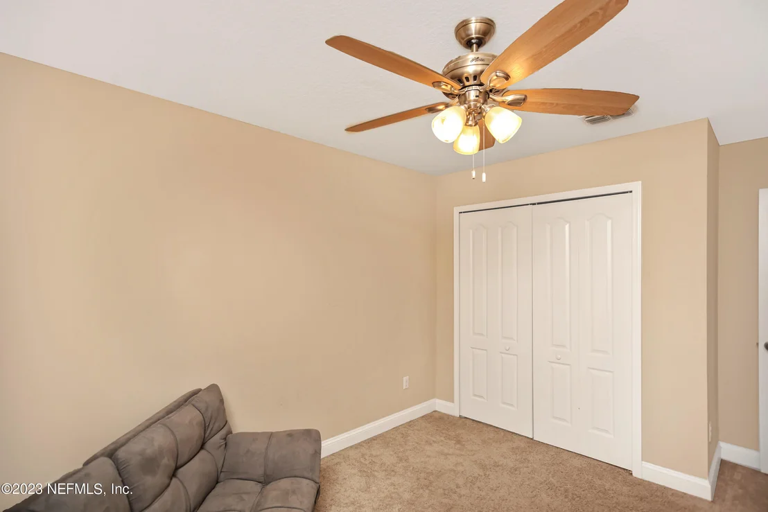 Photo of 140 CEDARSTONE Way