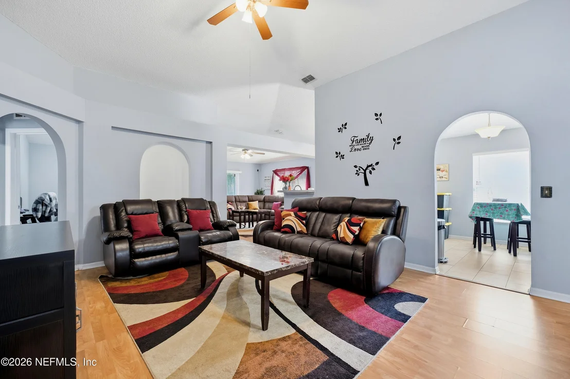 Photo of 1663 E JAYHAWK Lane E
