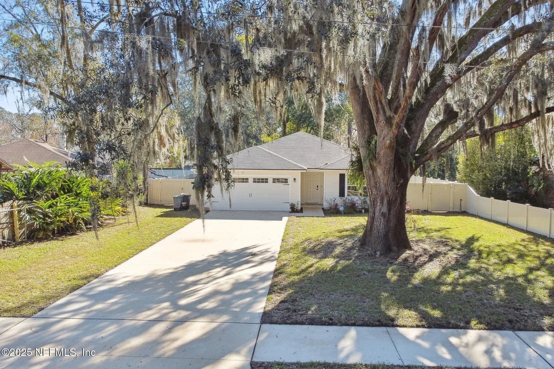 Photo of 2478 EBERSOL Road