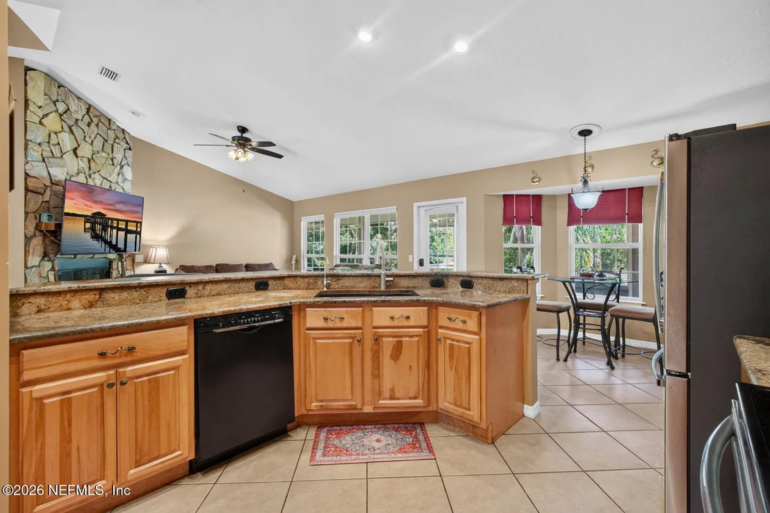 Photo of 6888 CYPRESS POINT Drive