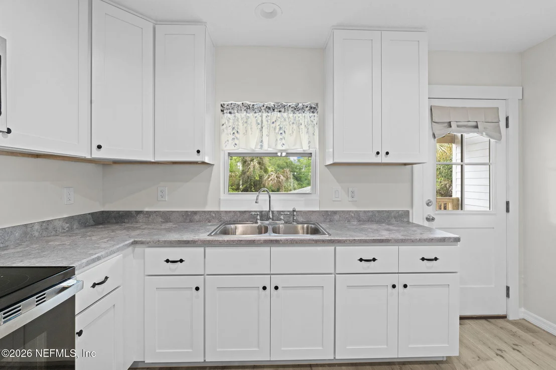 Photo of 627 CATHEDRAL Place