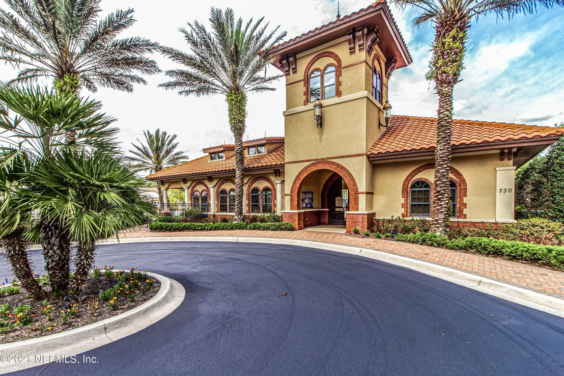 Photo of 363 WILLOW WINDS Parkway