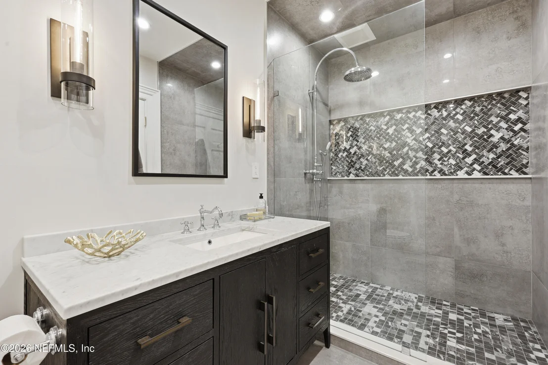 Photo of 3418 LANDS END Drive