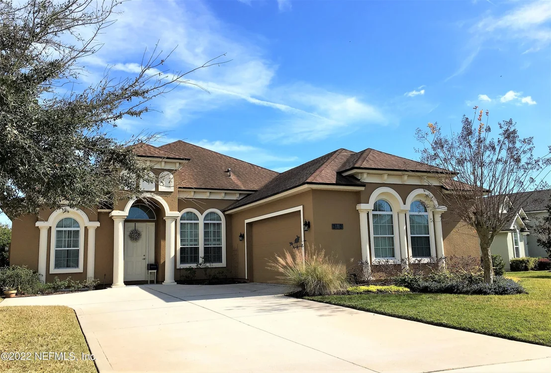 Photo of 212 S BELLAGIO Drive