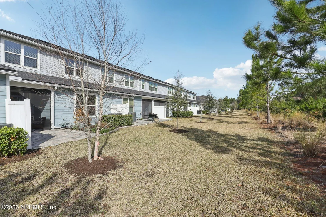 Photo of 322 PINE BLUFF Drive