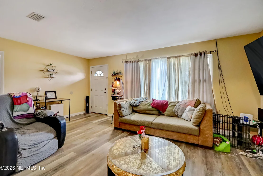 Photo of 3483 THORNHILL Drive