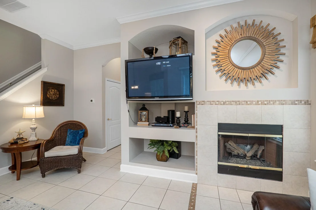 Photo of 1720 E COBBLESTONE Lane