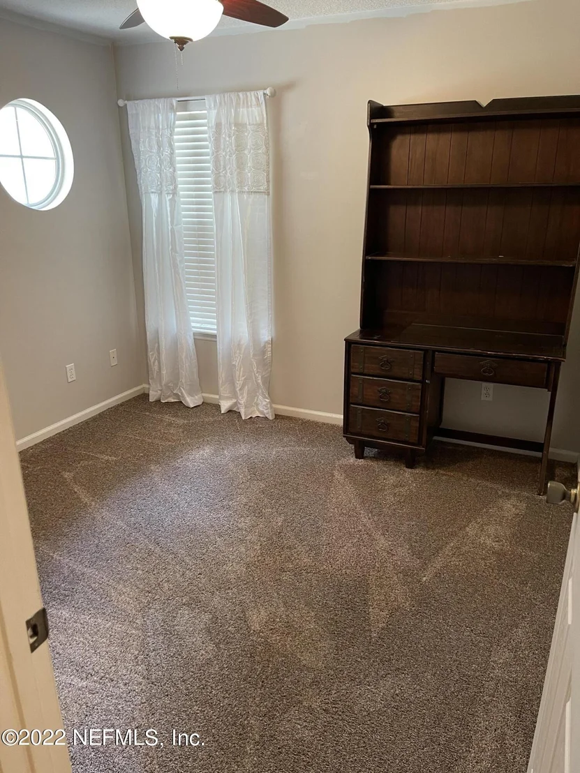 Photo of 1053 BUTTERCUP Drive