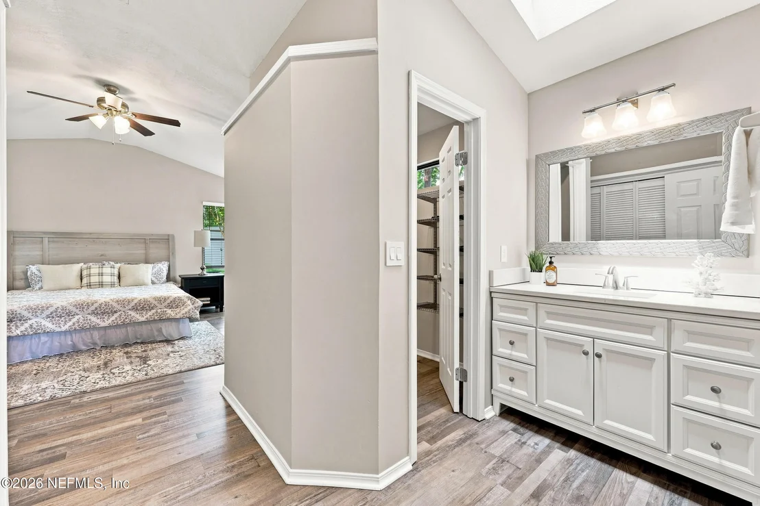 Photo of 1817 HEARTH Street