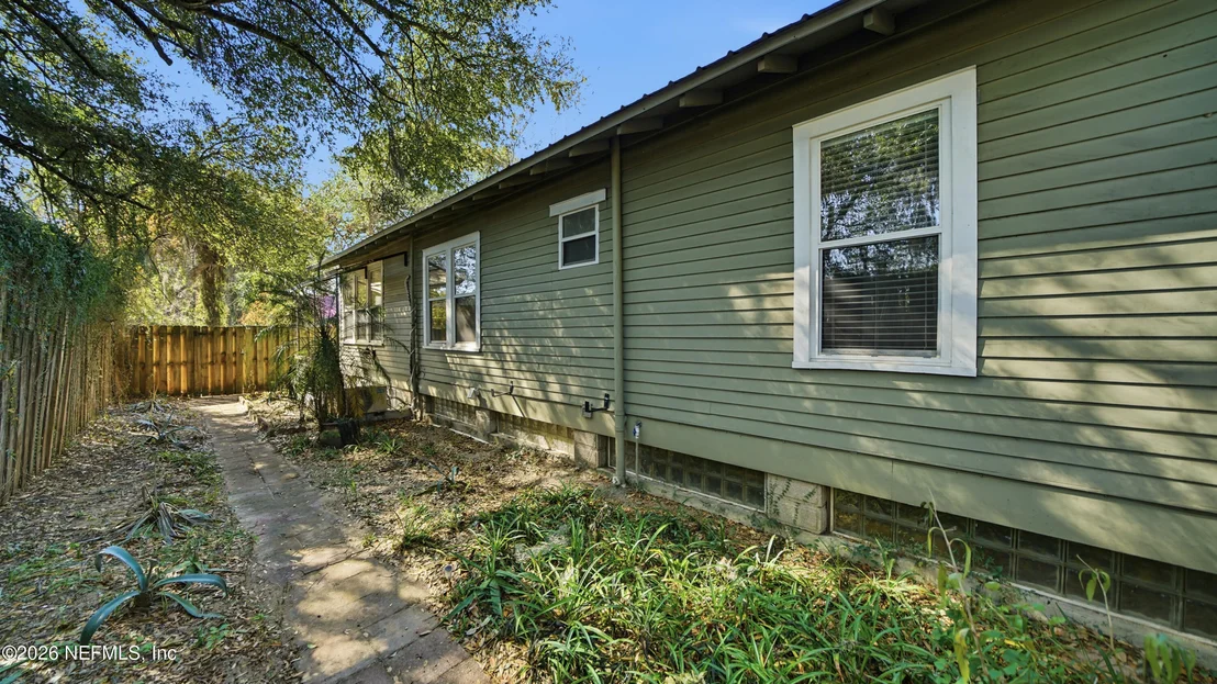 Photo of 17 AVILES Drive