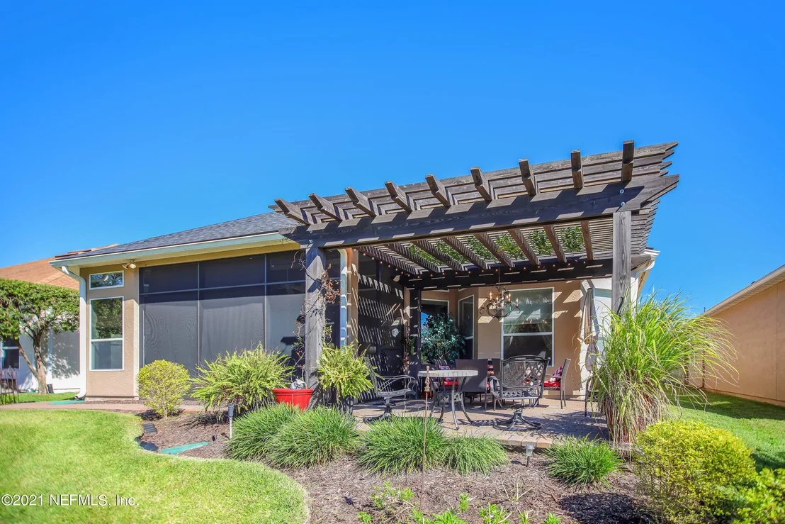 Photo of 1021 INVERNESS Drive