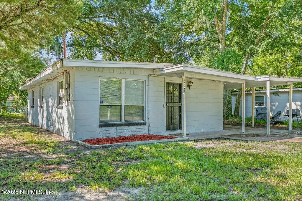Photo of 1004 MAYNARD Street