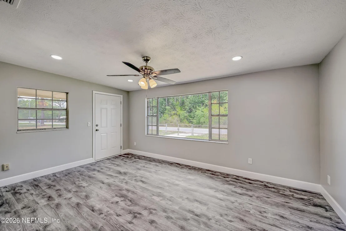 Photo of 772 ALVIS Road