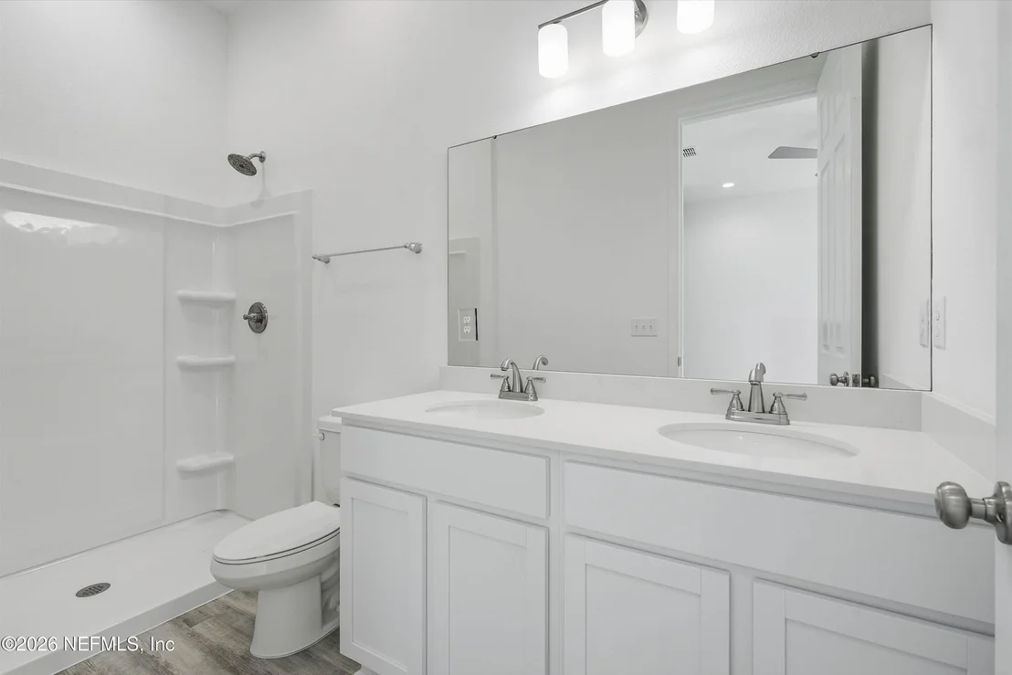 Photo of 863 W 6TH Street