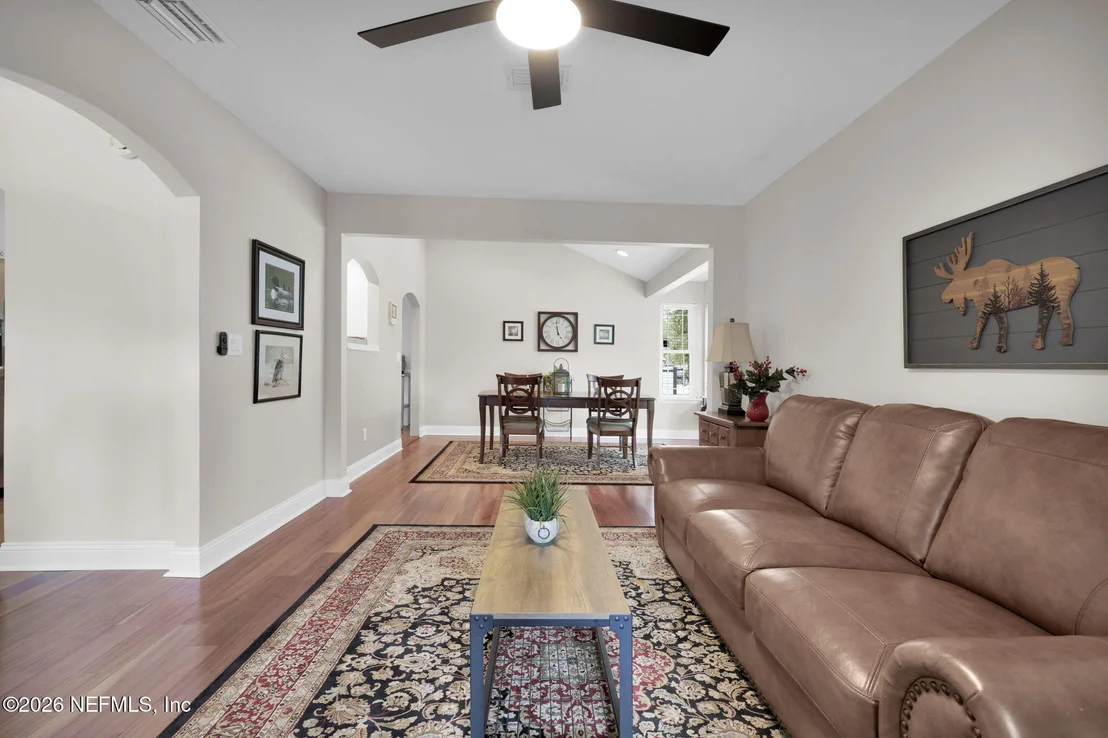 Photo of 10164 BEAR VALLEY Road