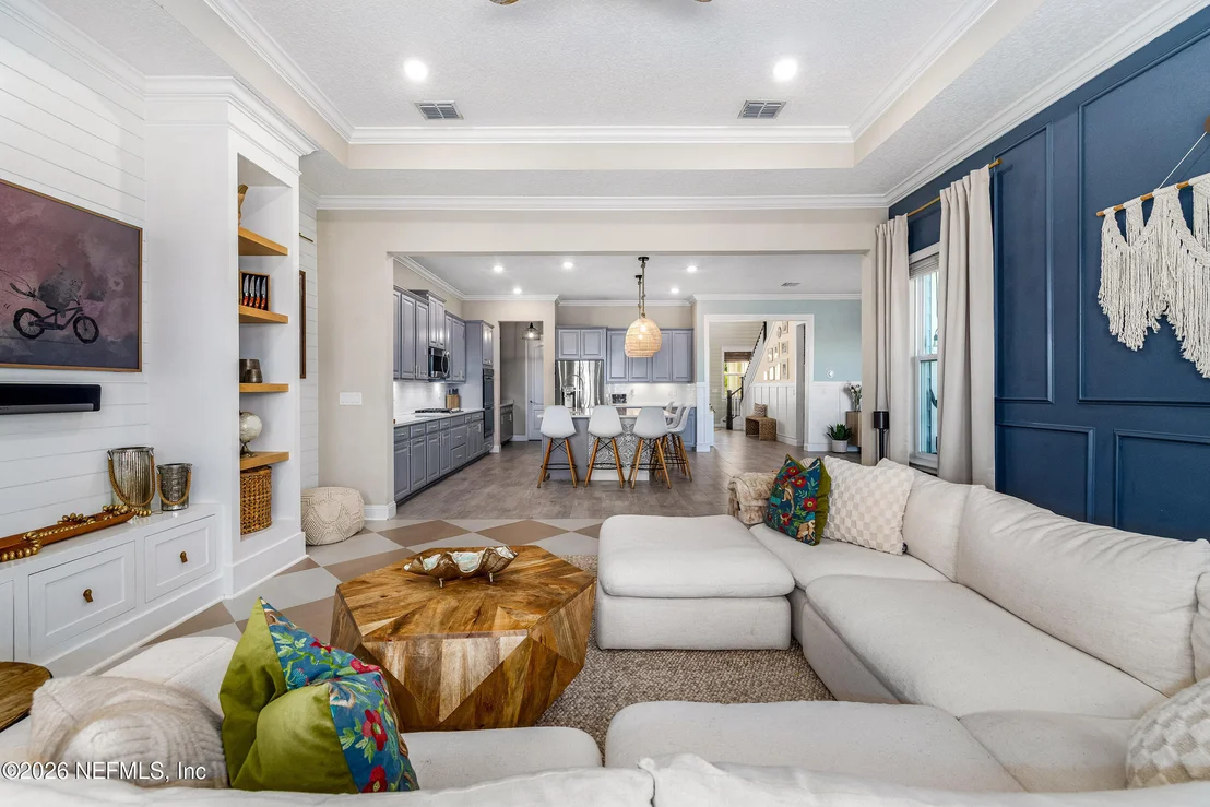 Photo of 137 CALLIEL Way