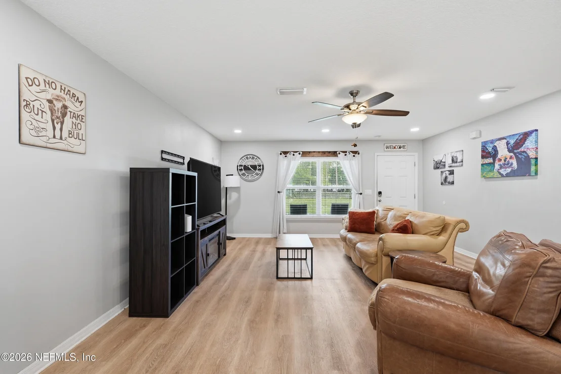 Photo of 2471 IRIS Street