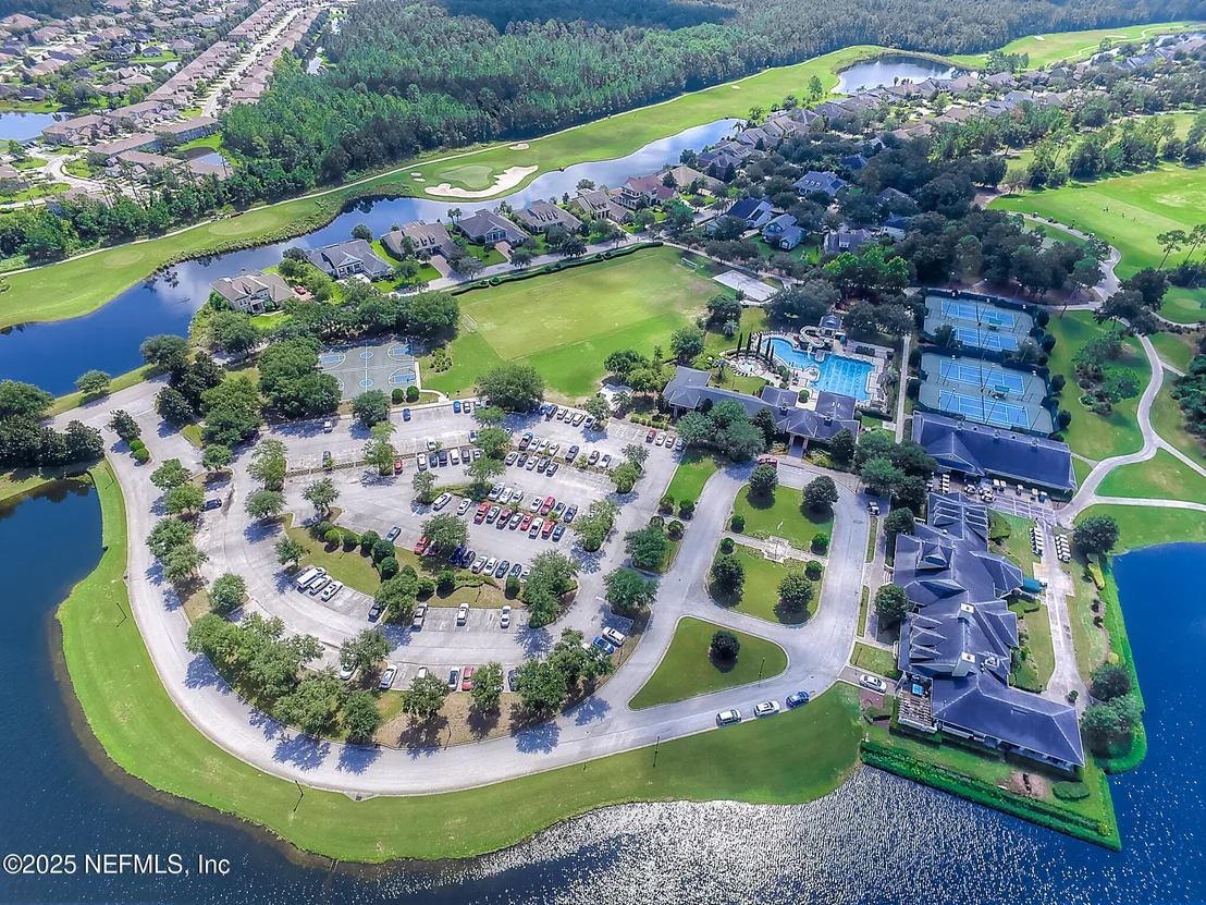 Photo of 1865 CROSS POINTE Way