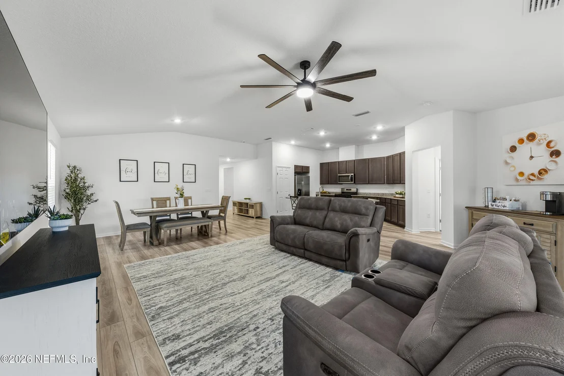 Photo of 11189 STAPLETON Drive