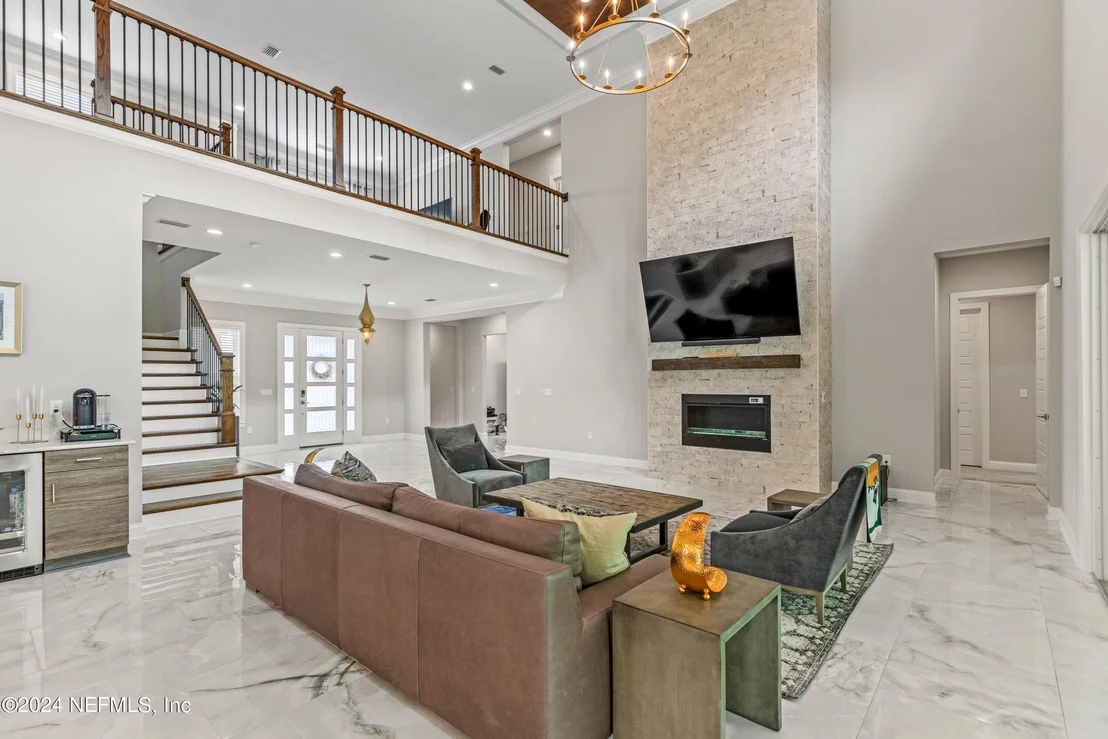 Photo of 10511 SILVERBROOK Trail